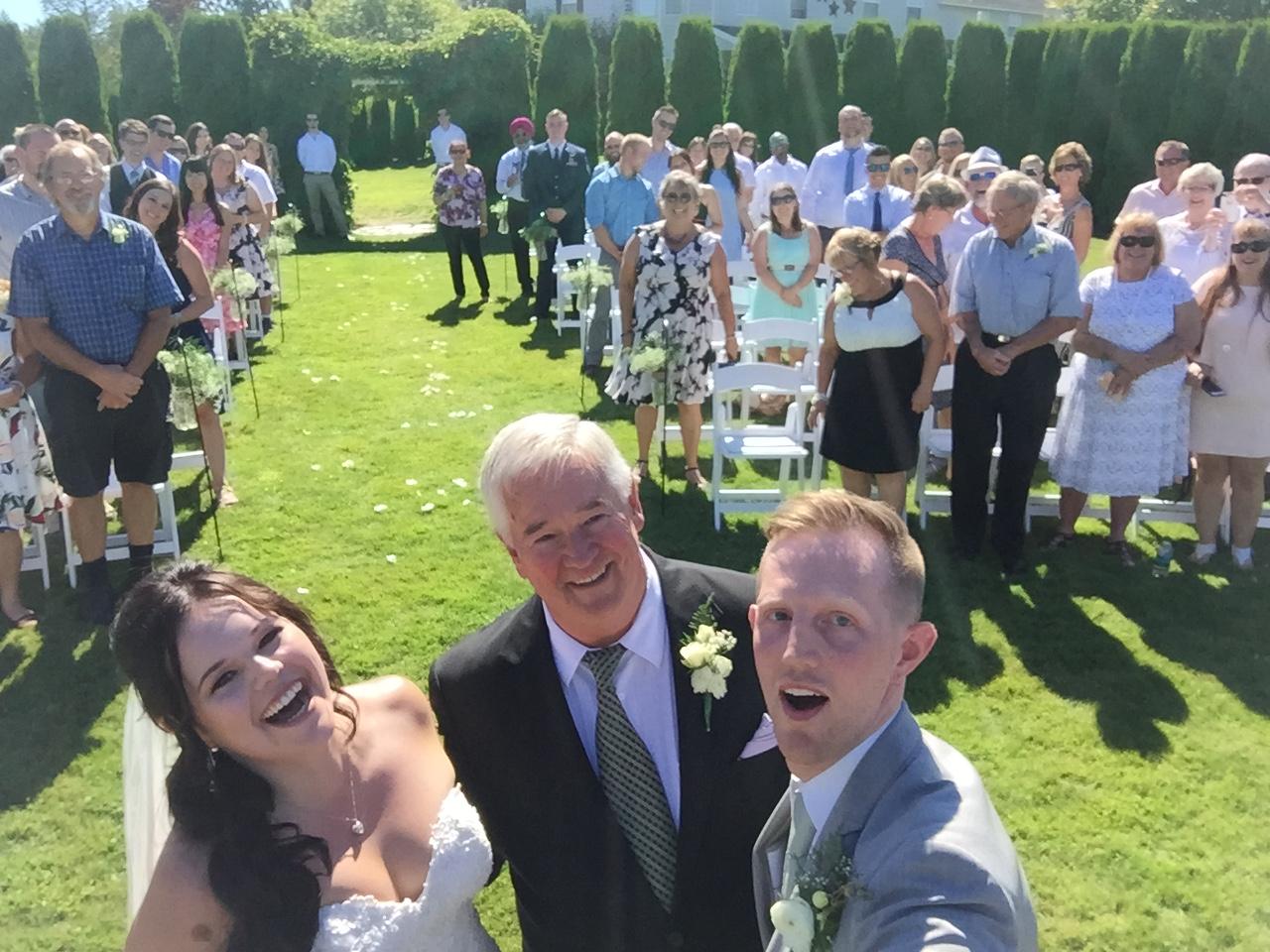 Stelsey wedding seflie