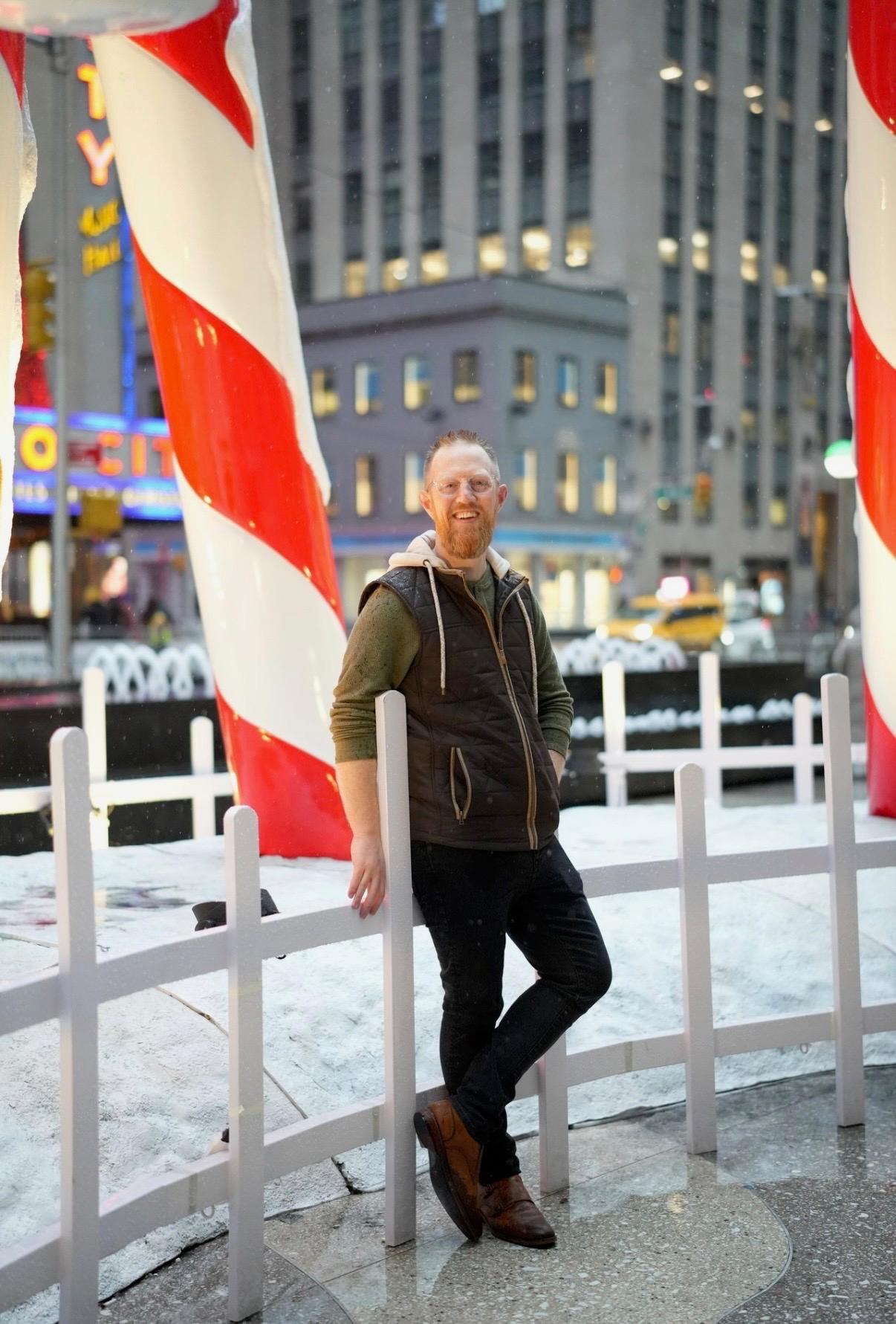 Steve nyc christmas posed
